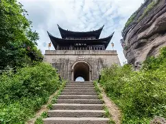 剑门山猫队火力全开徽州雄鲨队，板球半决赛上演耐力碾压对手！韧性比赛的样板